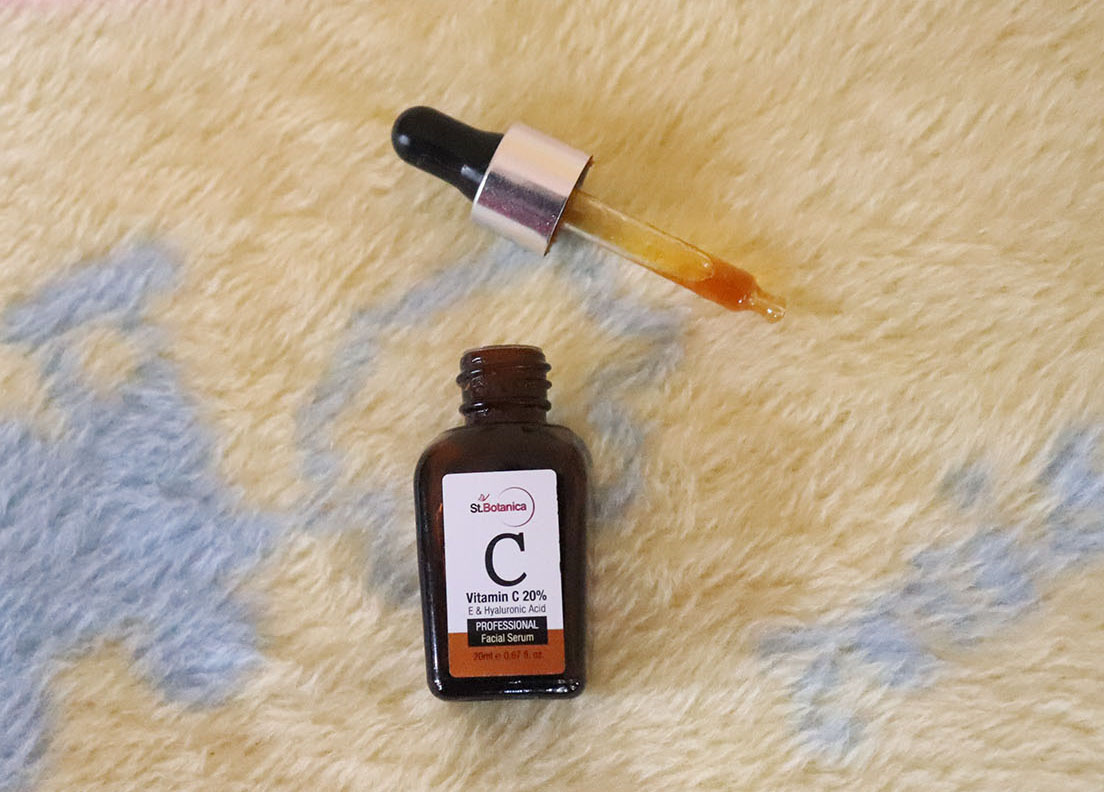 St.Botanica Vitamin C 20% + Vitamin E & Hyaluronic Acid Facial Serum