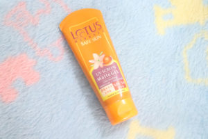 Lotus Herbals Safe Sun Uv Screen Matte Gel Pa+++ SPF – 50 Review